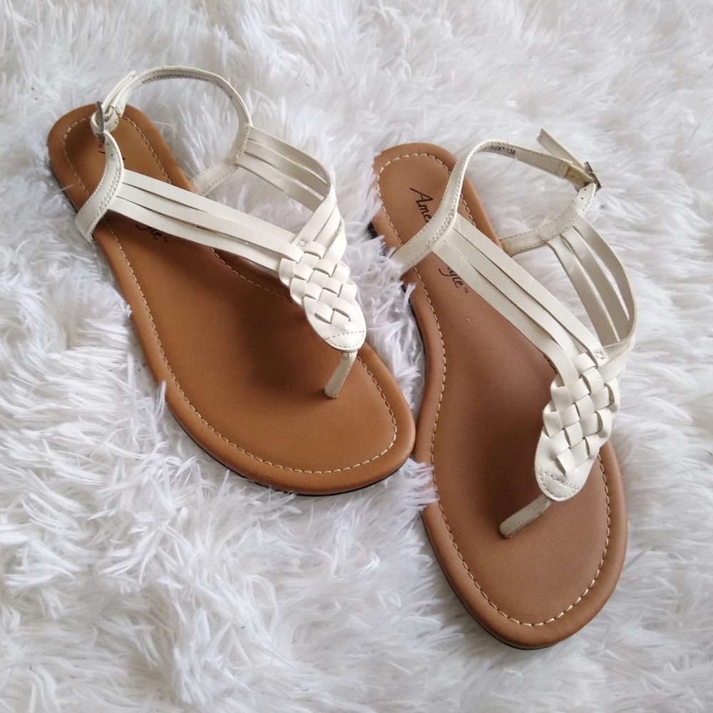 White Braided Strappy America Eagle Sandals Size 8